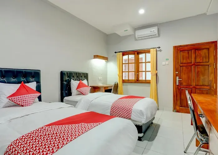 Hotel Oyo 90089 Satria Syariah Denpasar