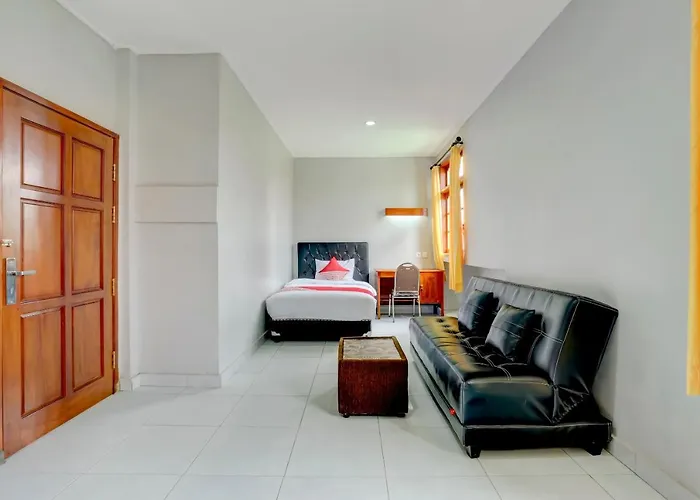 Oyo 90089 Satria Syariah Hotel Denpasar