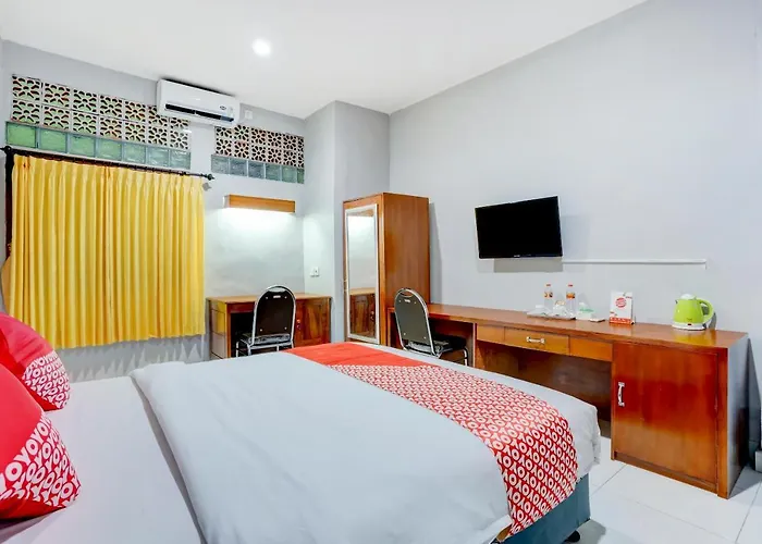 Hotel Oyo 90089 Satria Syariah 2*